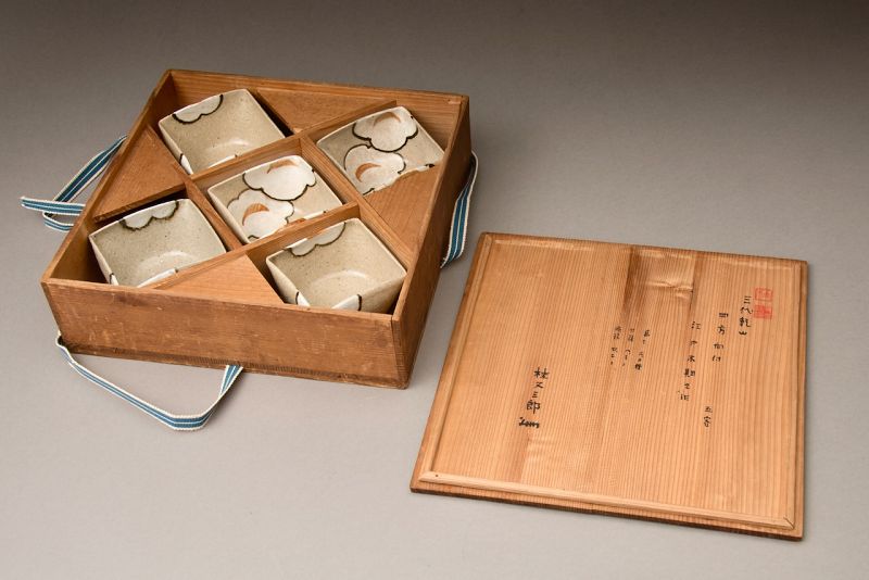 A set of Mukozuke Serving Dishes by 3rd Generation Kenzan, 18th C.