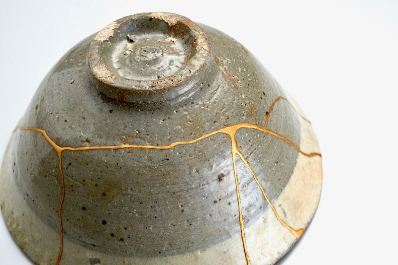 A Joseon Period Bowl with Excellent Kintsugi Gold Repairs