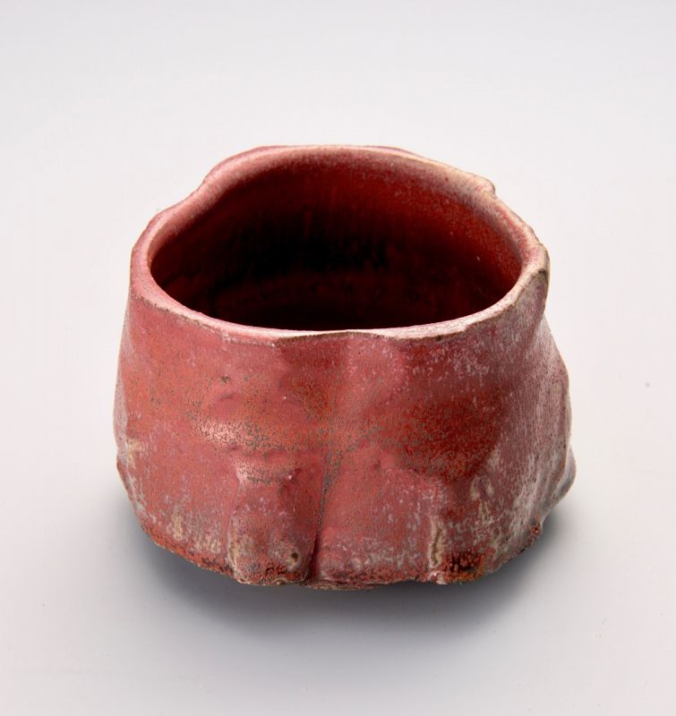 An Excellent Mino Tea Bowl with Cinnabar Glaze