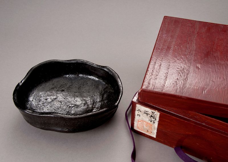 An Edo Period Seto-guro Mino Tea Bowl