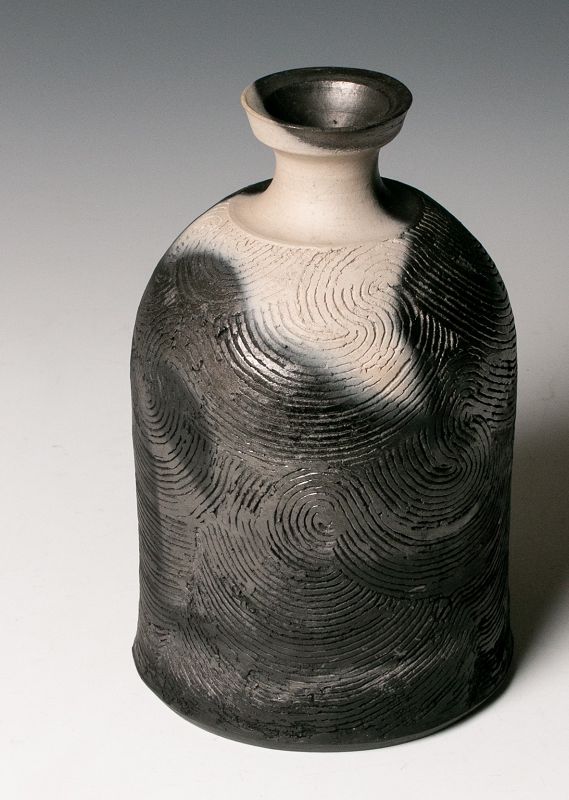 A Modern Vase by Studio Potter Sakata Jinnai (b. 1943)