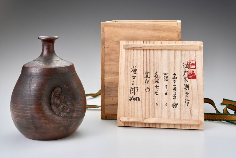 An Edo Period Bizen Tokkuri with Hotei Engraving - Researcher Piece