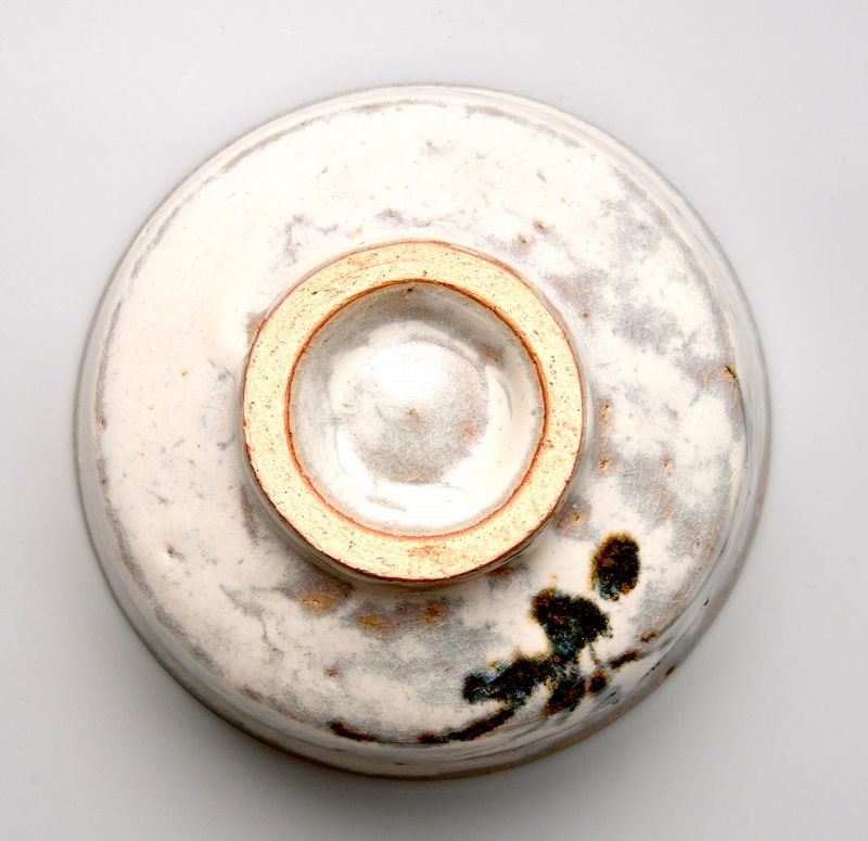 An Iris Tea Bowl by Murakami Yoichi