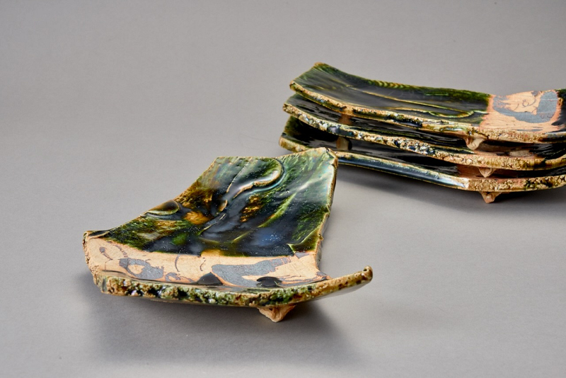 A Set of Four Sculptural Oribe Dishes by Takauchi Shugo (b. 1937)