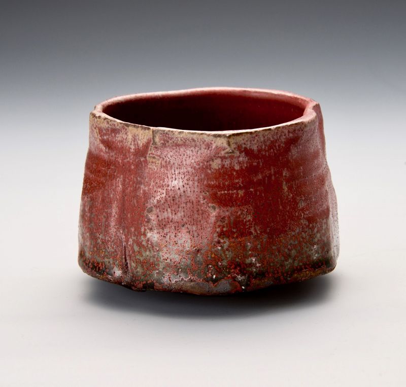 An Excellent Mino Tea Bowl with Cinnabar Glaze