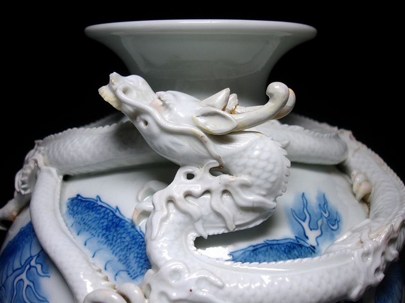 An Extraordinary Edo Period Hirado Cloud Dragon Vase