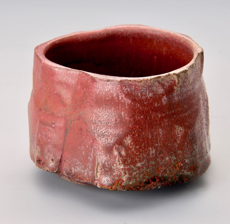 An Excellent Mino Tea Bowl with Cinnabar Glaze