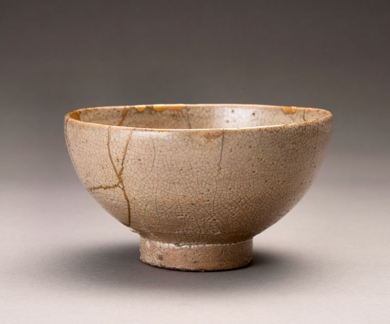A Richo Era Kōrai Tea Bowl with Gold Repairs