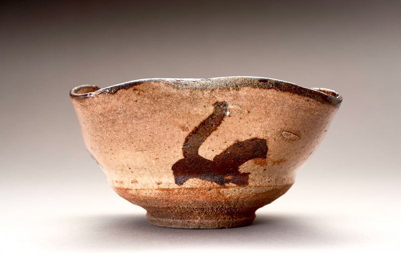 A 17th Century e-Karatsu “Mukozuke” Serving Dish