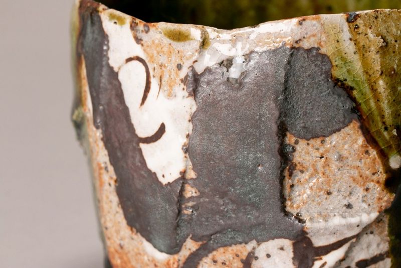 A Modern Oribe Tea Bowl by Takauchi Shugo