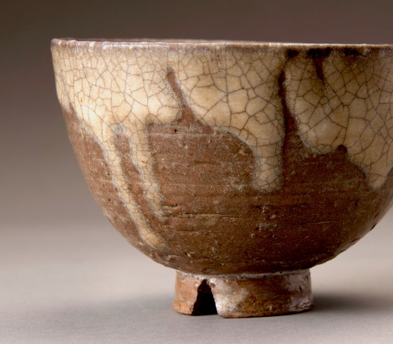 Historically Important Tea Bowl by Saka Kōrai-zaemon (1615-1668)