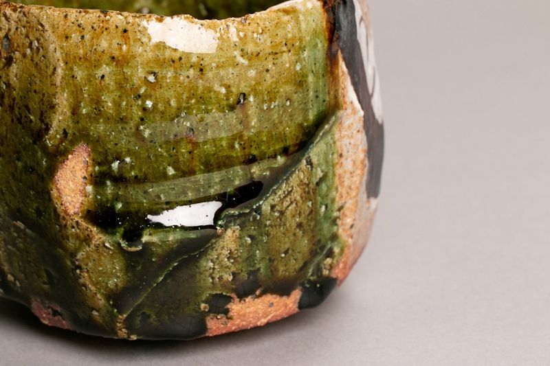 A Modern Oribe Tea Bowl by Takauchi Shugo