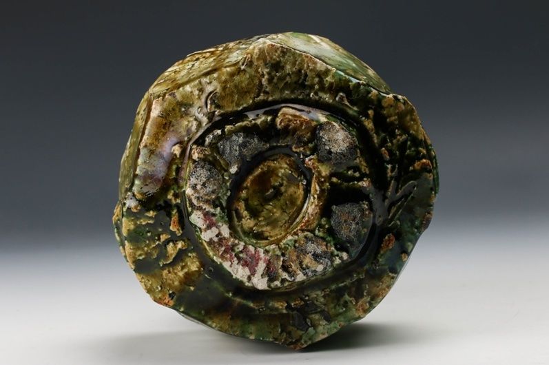 A Modern Oribe Tea Bowl by Tsukamoto Haruhito (b. 1959)