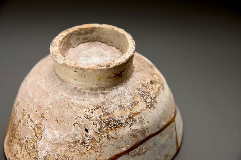 A Beautifully Repaired Edo Period Karatsu Kintsugi Chawan