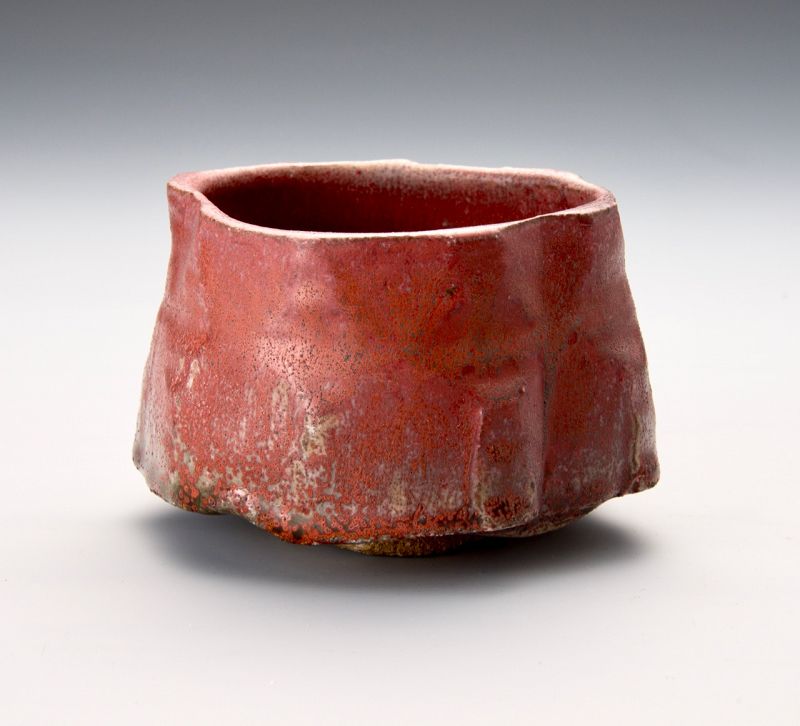 An Excellent Mino Tea Bowl with Cinnabar Glaze