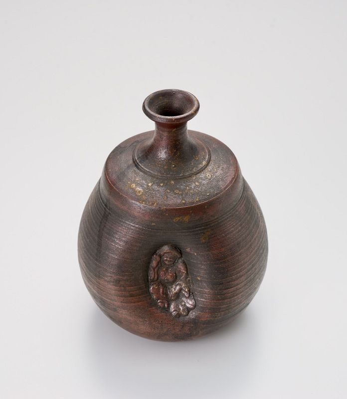 An Edo Period Bizen Tokkuri with Hotei Engraving - Researcher Piece