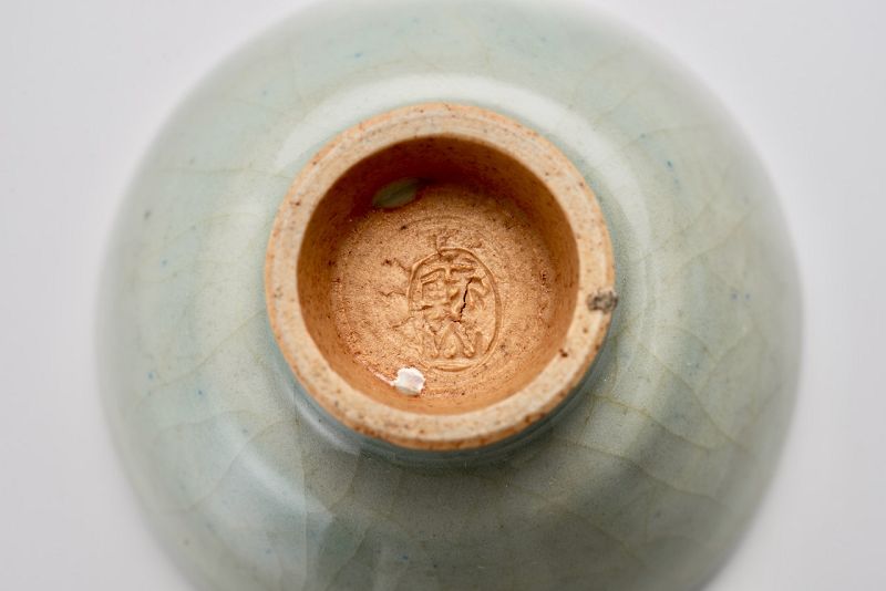 A Rare Meiji Period Celadon Shuhai by First Generation Suwa Sozan