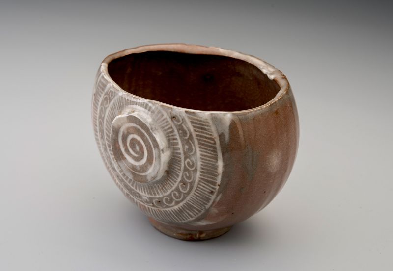 An Excavated Mishima Tea Bowl [Tokugawa Clan]