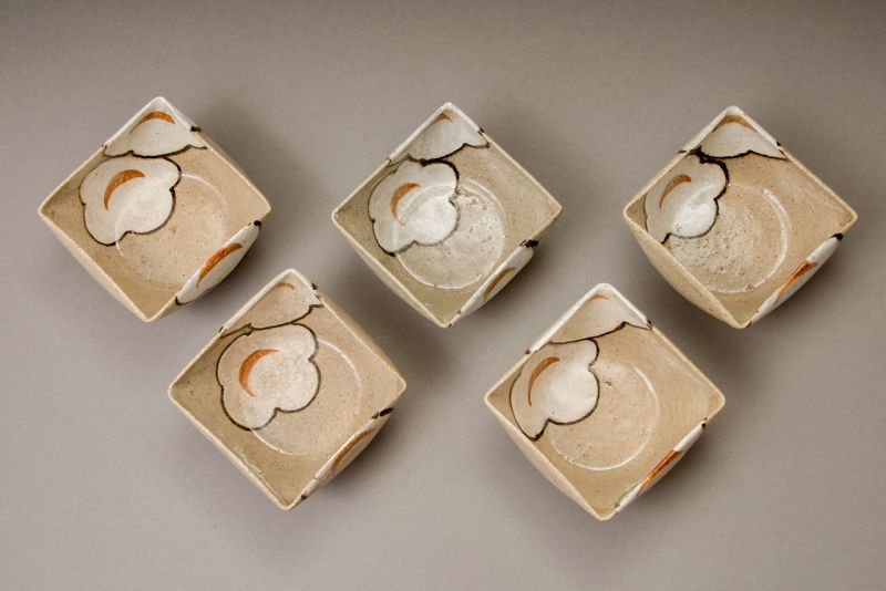 A set of Mukozuke Serving Dishes by 3rd Generation Kenzan, 18th C.