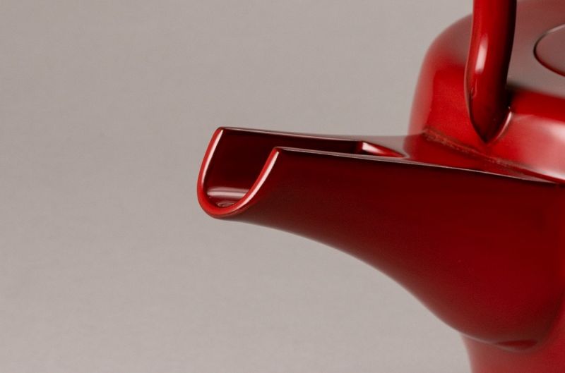 A Lacquer “Chōshi” Sake Warmer by Kado Isaburō