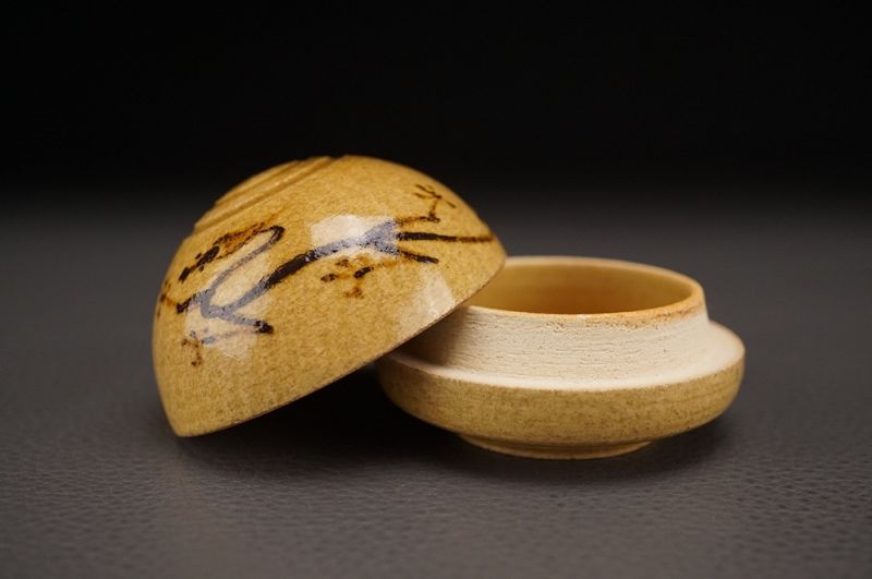 A Dragon Kogo (Incense Caddy) by Suwa Sozan II