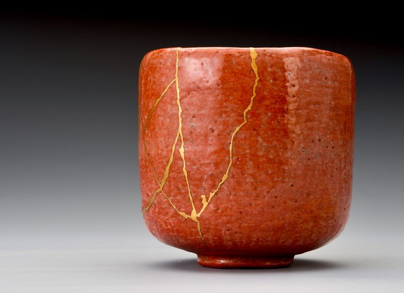 A Rare Antique “Tsutsu” Tea Bowl by Raku IV Ichinyū ( 1640-1696 )