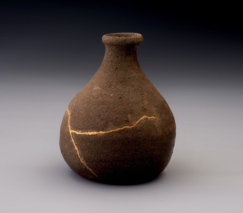 A Small Flower Vase with Gold Repairs by Takashi Nakazato