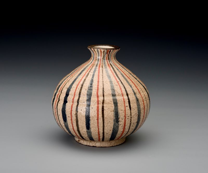 An Antique Mugiwara Decorative Flower Vase