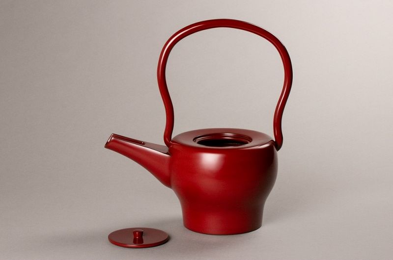 A Lacquer “Chōshi” Sake Warmer by Kado Isaburō