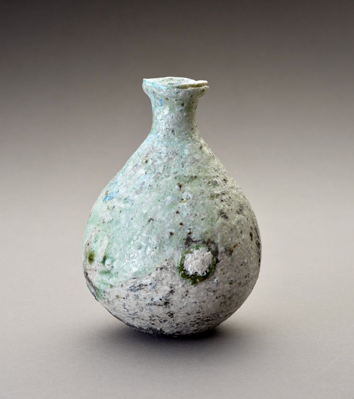 A Tokkuri with Enso by Tsujimura Yui