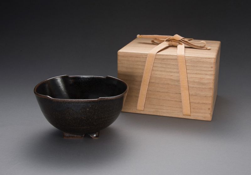 A Zeze-yaki Tea Bowl from the Kageroen Kiln [Tea Master Item]