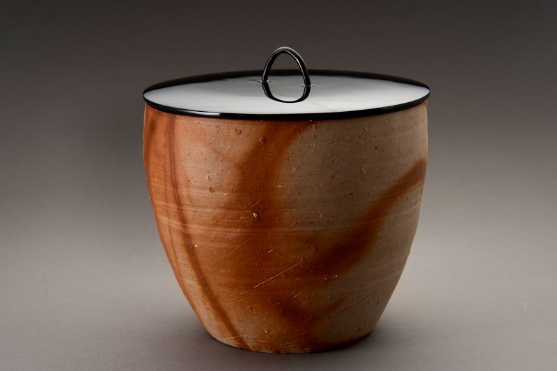 A Bizen Mizusashi for Tea Ceremony by Veteran Potter Mori Tōgaku