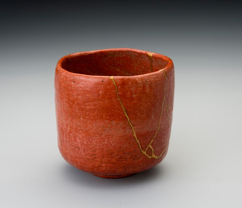 A Rare Antique “Tsutsu” Tea Bowl by Raku IV Ichinyū ( 1640-1696 )
