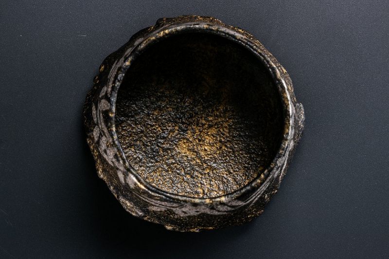 A Willow Patterned Black Tea Bowl by Banura Shiro