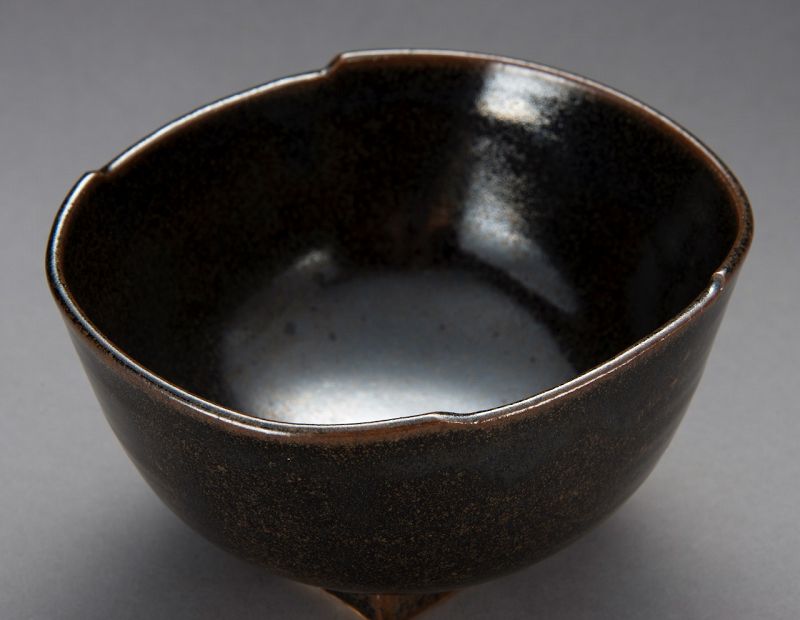 A Zeze-yaki Tea Bowl from the Kageroen Kiln [Tea Master Item]