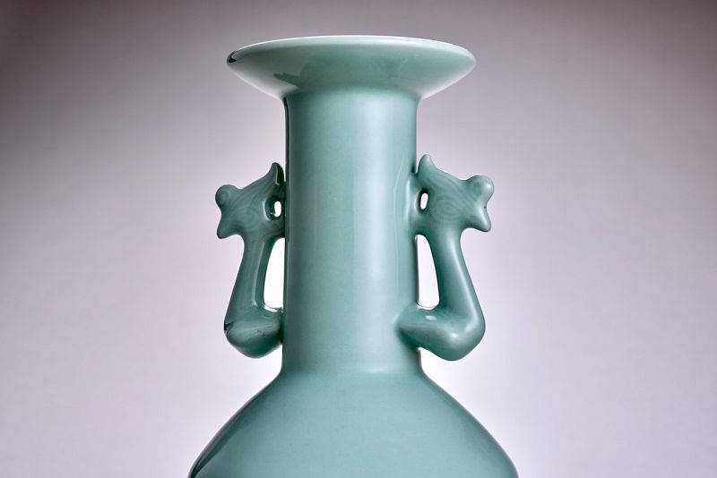 A Large Celadon Phoenix vase by First Generation Suwa Sozan (1851-1922