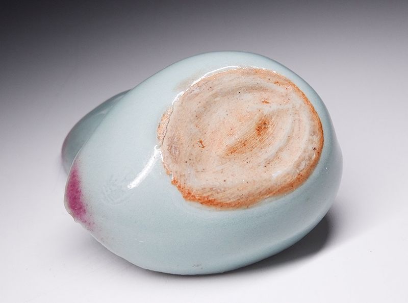 A Celadon Peach Kogo by Imperial Court Artist Suwa Sozan
