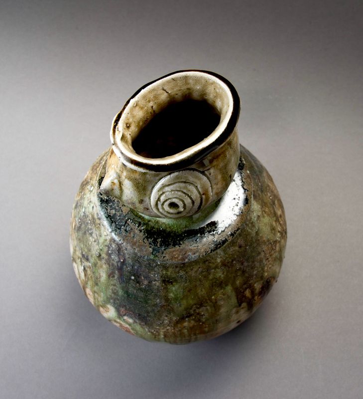An Iga “Torigata” Vase by Furutani Michio