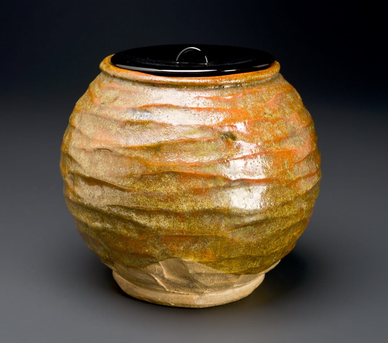 A Mizusashi by Raku IX [Ryōnyū] (1756 – 1834)