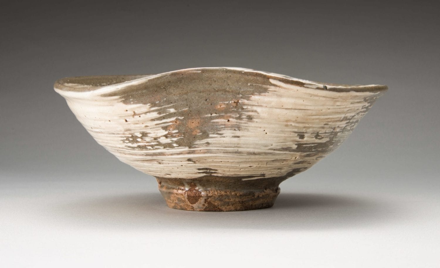Hakeme Bowl by Ninnami Dohachi (1783 – 1855)