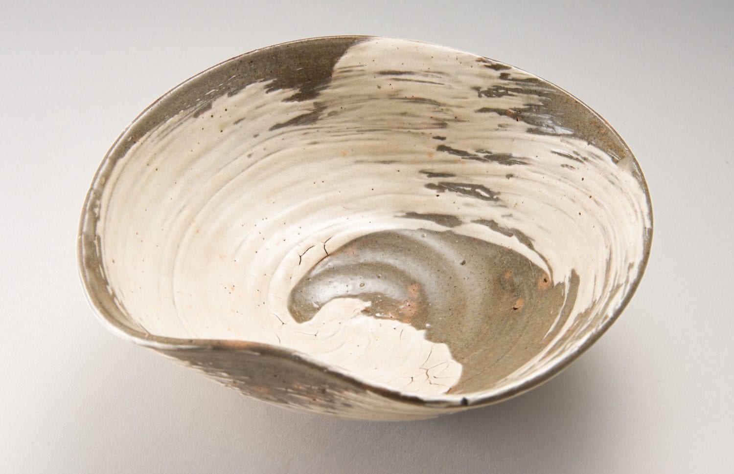 Hakeme Bowl by Ninnami Dohachi (1783 – 1855)