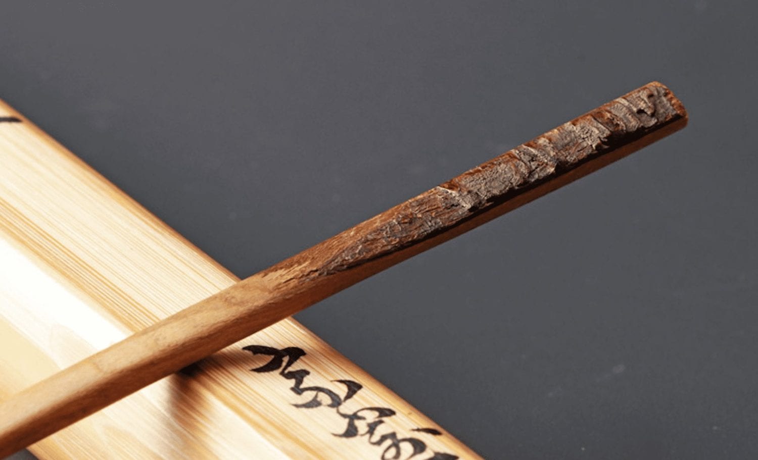 A Chashaku by Tea Master Tantan-sai (Poetic Name: Kamigaki)