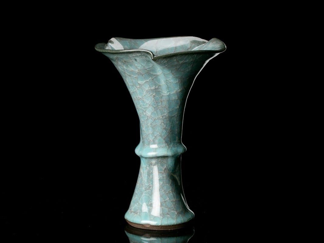 A Porcelain Vase by Wakao Kei