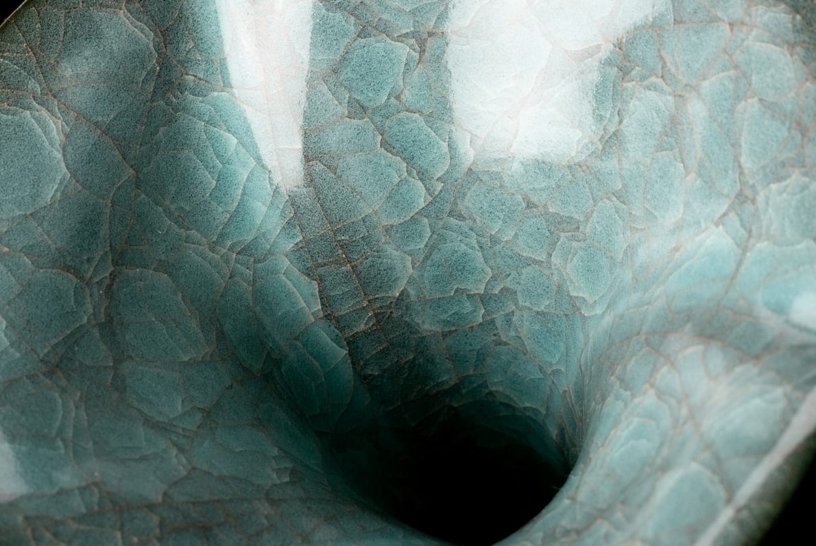A Porcelain Vase by Wakao Kei
