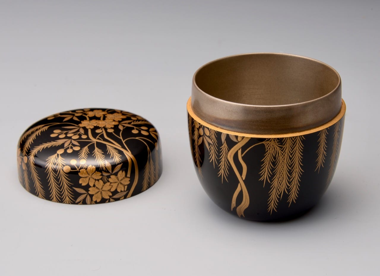 Lacquer and Gold Painted Natsume Tea Caddy by Wakashima Takao