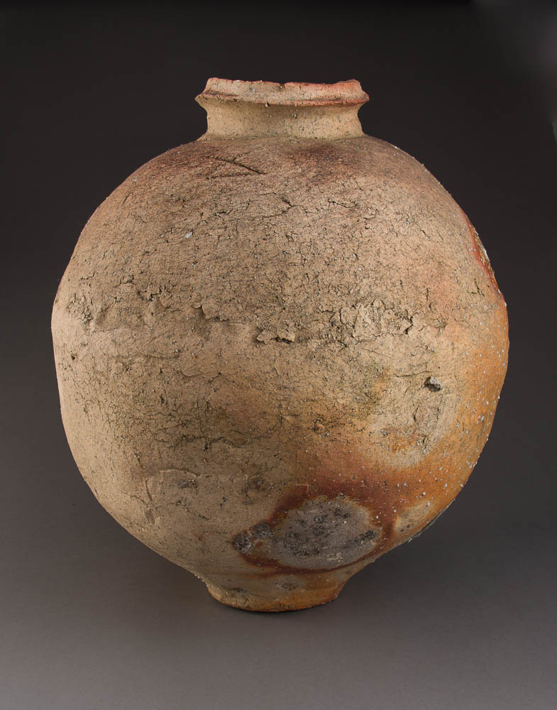 A Large Iga Tsubo by Master Ceramicist Tsujimura Shiro
