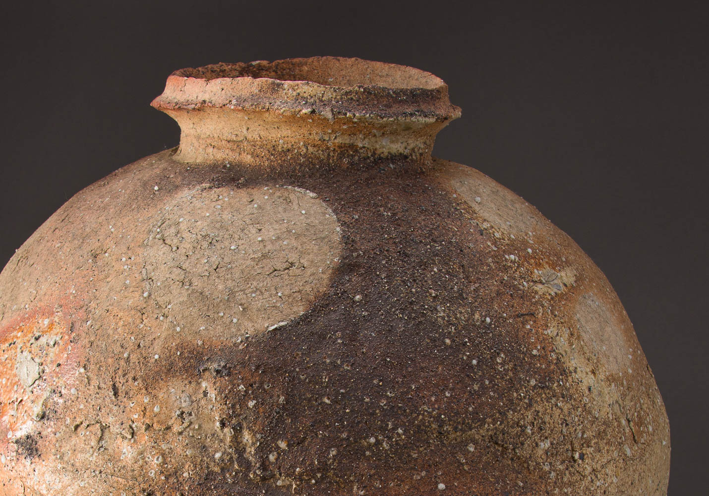 A Large Iga Tsubo by Master Ceramicist Tsujimura Shiro