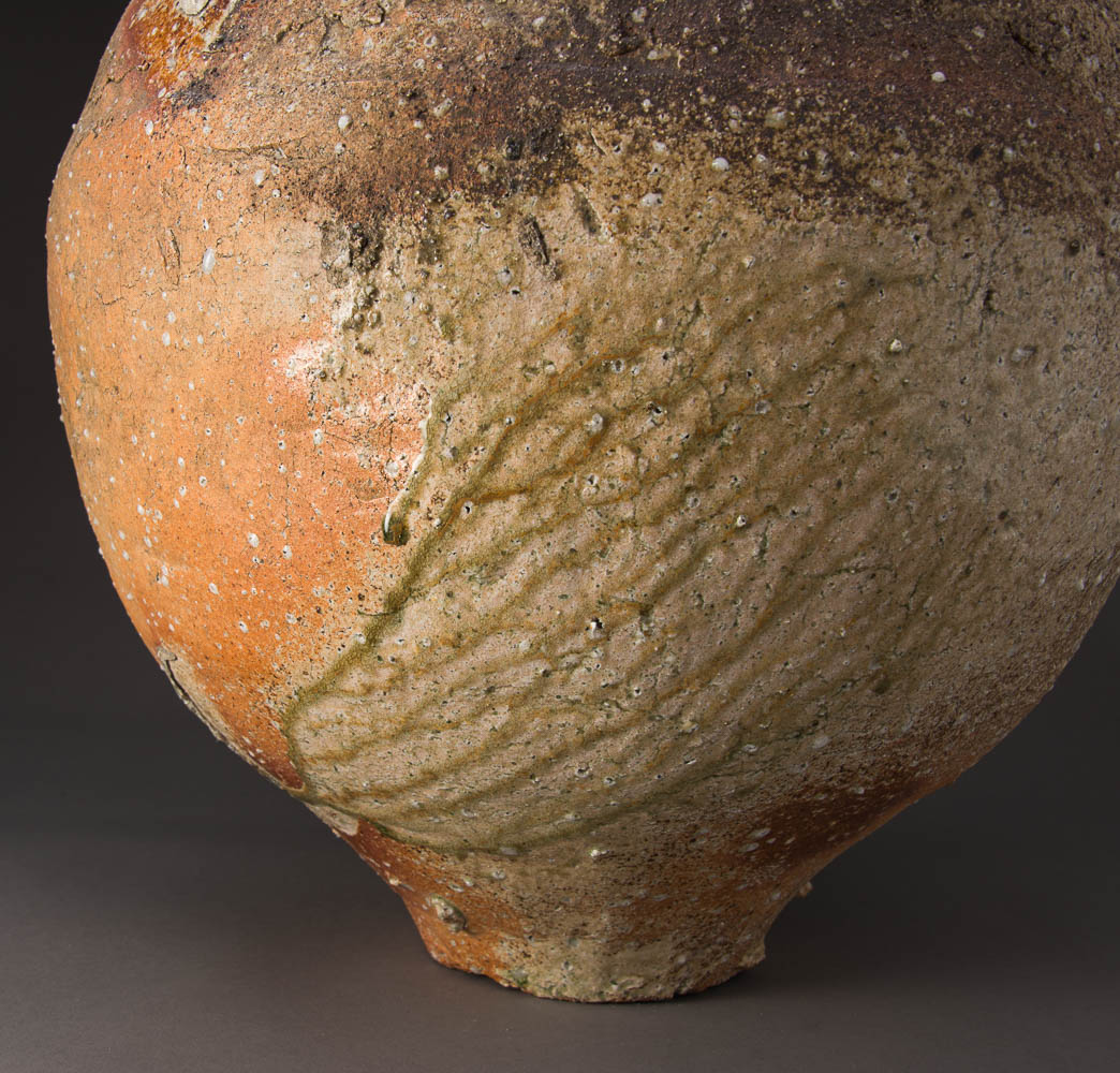 A Large Iga Tsubo by Master Ceramicist Tsujimura Shiro
