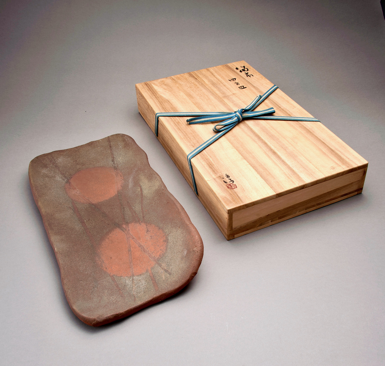 Large Bizen Plate by Living National Treasure Isezaki Jun