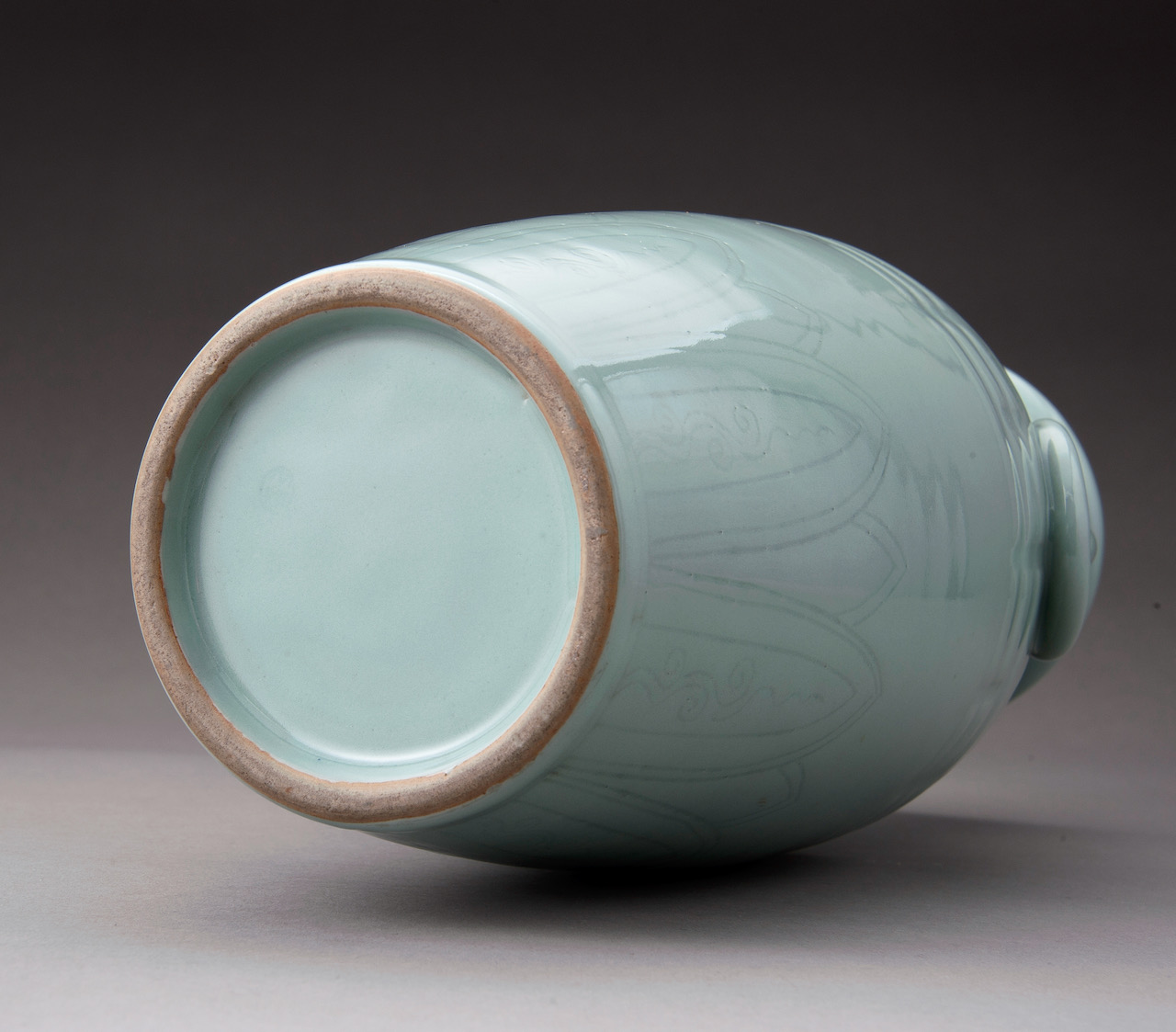 A Ring Handled Celadon Vase by Suwa Sozan (1852 – 1922)